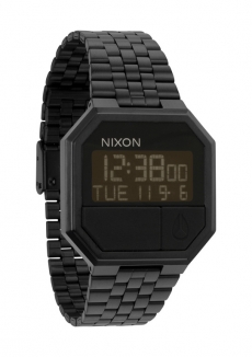 RE-RUN Watch all black