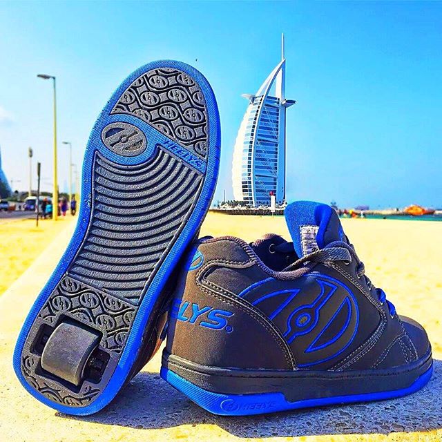 heelys_schuhe_mit_rollen_fersenrolle