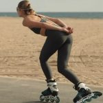 Inlineskates_WOmen_Beach_Fitness_2025_mobile