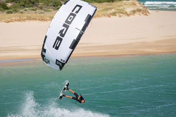 Kitesurfing