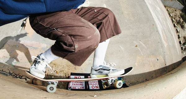 Sneaker & Casual Shoes